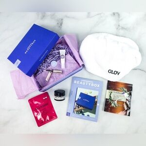 LOOKFANTASTIC RETREAT BEAUTY BOX $90 VALUE (NEW WITH TAGS)